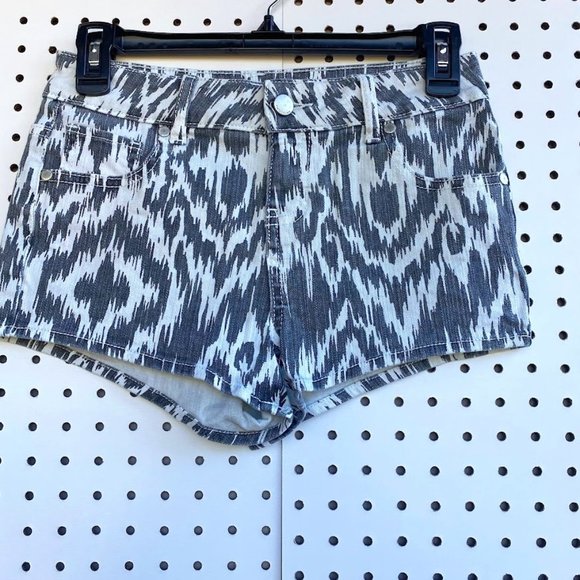 Gray/White Tinseltown Juniors Short - Picture 1 of 2